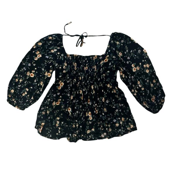 American Eagle Black Floral Puff Sleeve Blouse - Picture 2 of 3